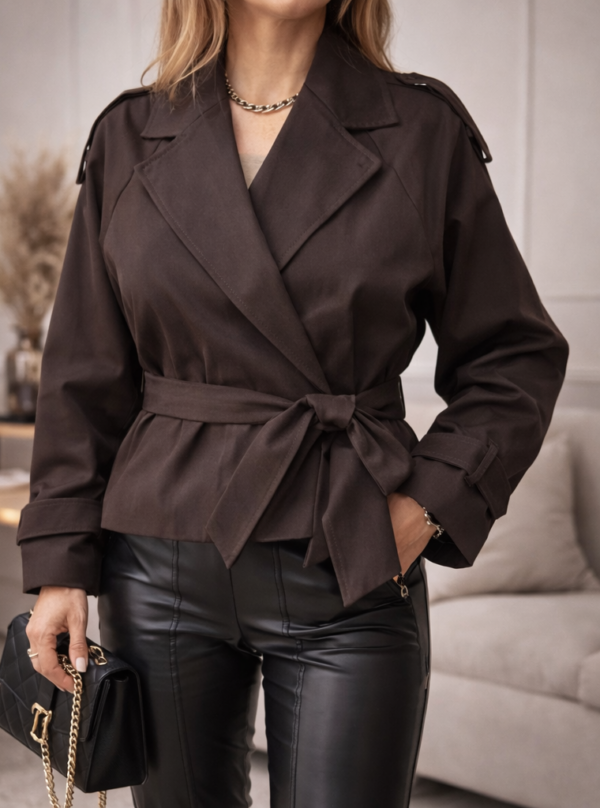 Tmavohnedá krátka bunda s opaskom "UNI"